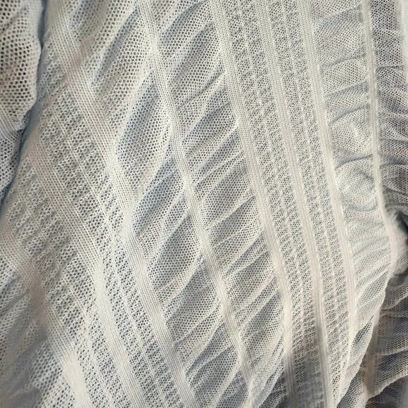 SO Blue Textured Long Sleeve Wrap Bodysuit Women’s XL Feminine Pastel Date Night - Picture 9 of 9